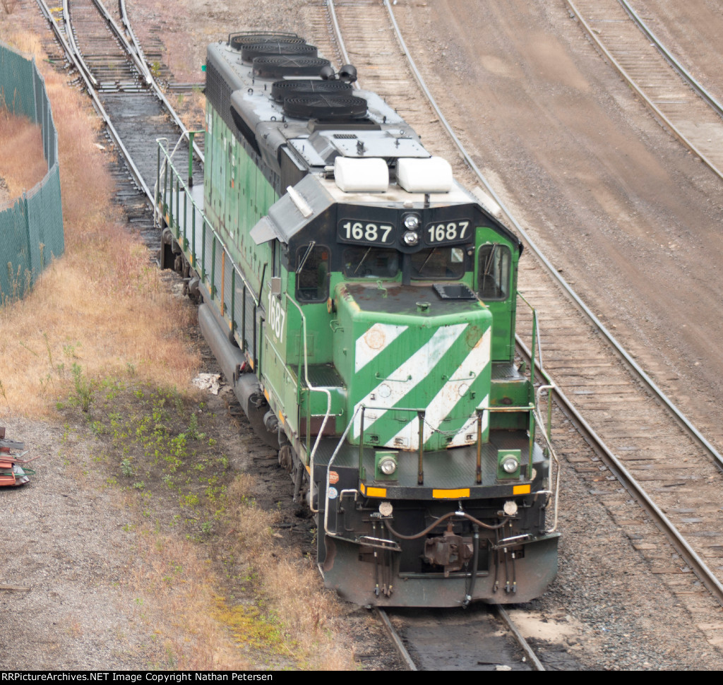 BNSF 1687